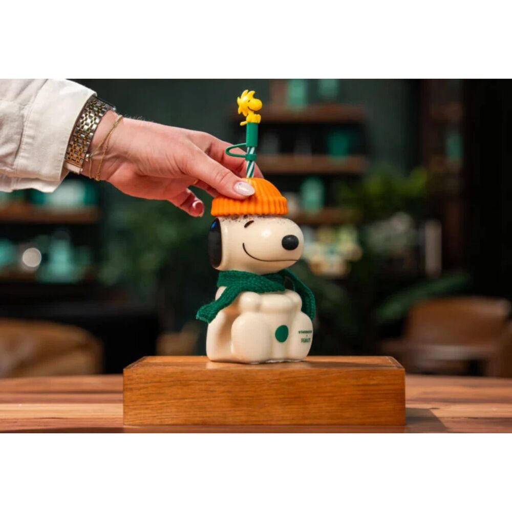 Peanuts + Starbucks Snoopy Glass Cold Cup